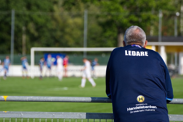 在他缺席